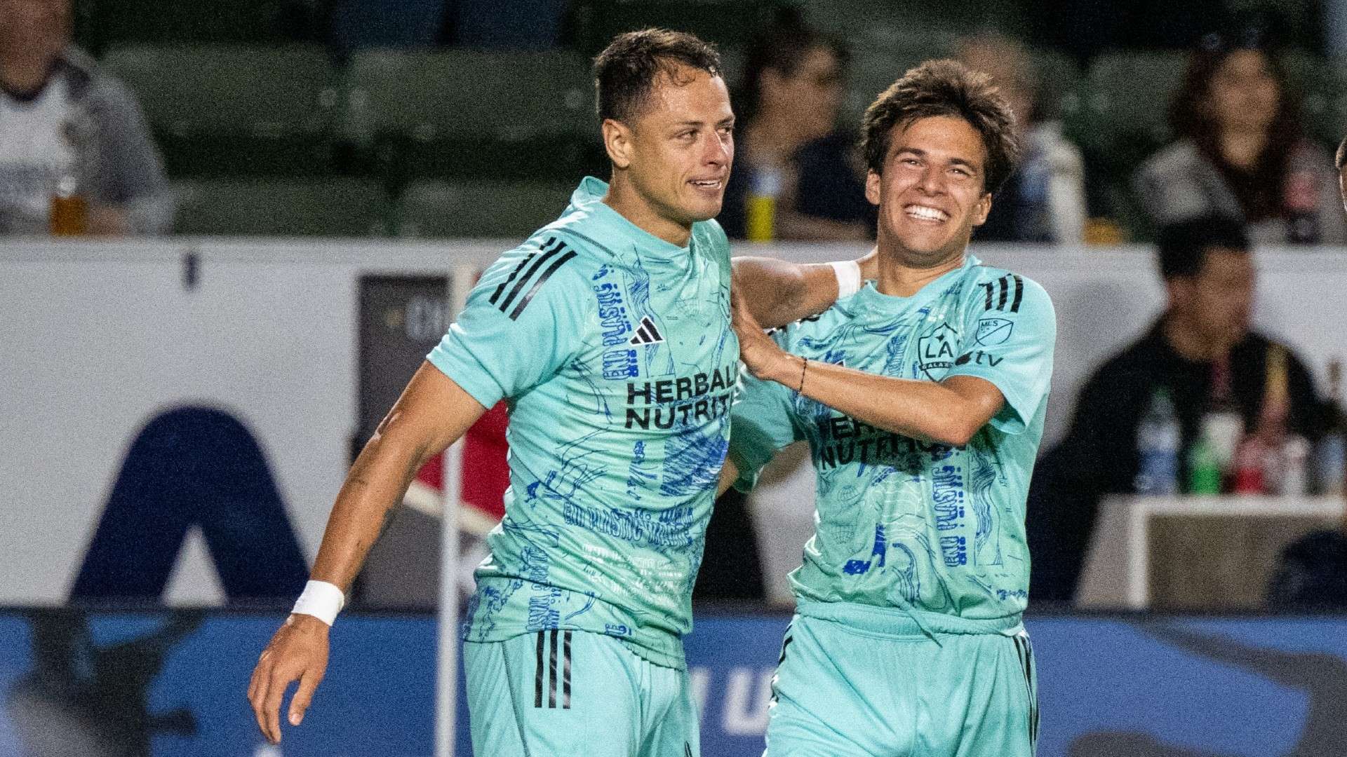 [国际足球]首发出场 内马尔复出第二战出场时间大增.